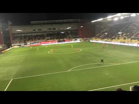 22/09/2018 C'mon cheer the boys!