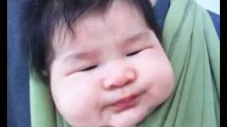 Bodhi Dances to Can&#39;t Help But Smiling (Devendra Banhart)