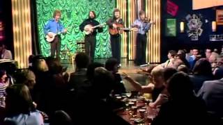 luke kelly and the dubliners   spanish lady BBC wheeltappers and shuntrers social club 1977 kieransi