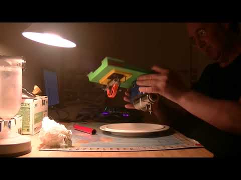 MongoTV_12200 - STEAM ENGINE - Part 34 - Is Very Hard To Get Water Out Boiler Wilesco D8