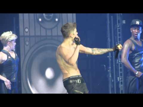 Justin Bieber "Boyfriend & Baby" BOSTON