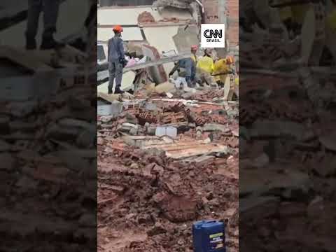 Edifício desaba e deixa quatro vítimas em São Bernardo do Campo (SP)