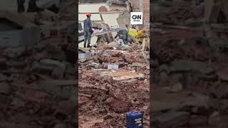 Vídeo: Edifício desaba e deixa quatro vítimas em São Bernardo do Campo (SP)