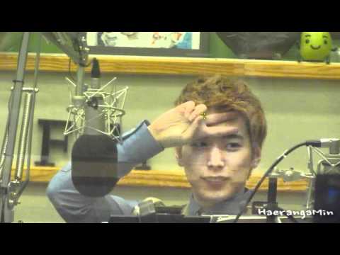 [Fancam] 111214 SUKIRA Sungmin - 달달한 로고송~