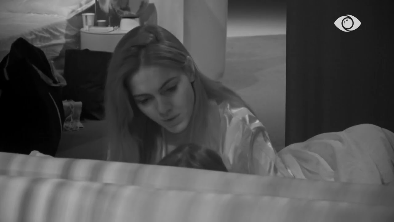 “Duhet ta kishit kuptuar më…”/ Loredana ‘shpërthen’ në lot: Ty Livia s’kam për ta falur, shpifët