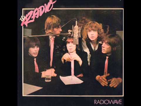The Radio - My Daddy Don't Mind
