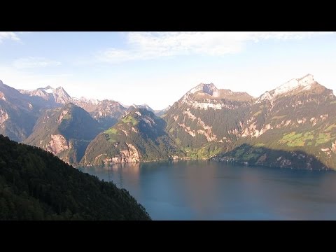 Luftseilbahn Riemenstalden Twärrüti - Buggialp Bergfahrt