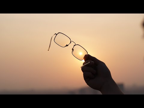 Thể hiện bởi T.R.I