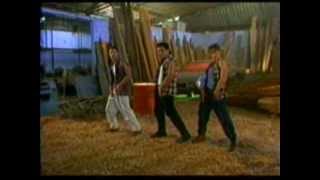 La Magia de Tus Quince Años Music Video