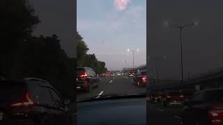 Download lagu SELASA PAGI YANG SEJUK DI JALAN TOL JAKARTA CIKAMPEK DENGAN LALU LINTASNYA YANG LANCAR, 14 10 2025 mp3