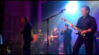 UB40 - I Think Its Going To Rain Today Live @ De Vereeniging, Nijmegen 27/11/2010