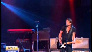 Keith Urban - Flame Trees ( Today Australia 11.4.2011 )