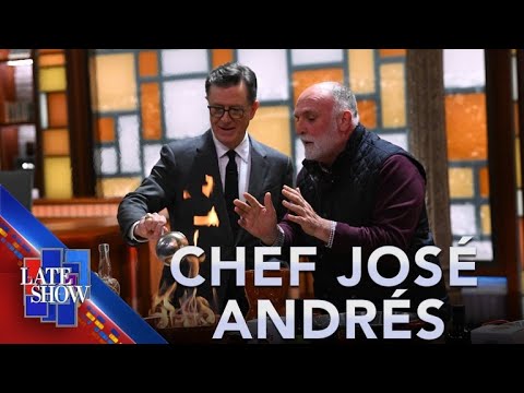 小心你的眉毛！名廚荷西·安德烈斯玩火烹飪！ (Watch Your Eyebrows! Chef José Andrés Is Cooking With Fire)