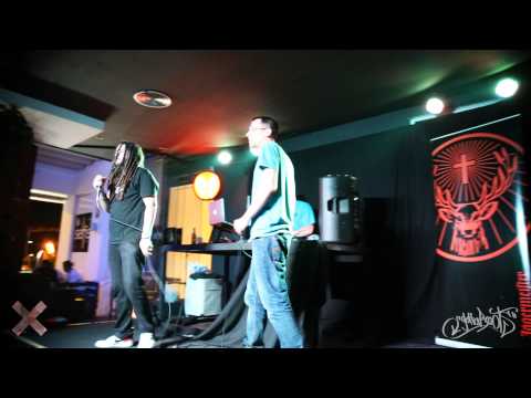 DuDe RaRo presenta X en Sala Selfie, Sevilla. con gottaBroots  //01May2015//