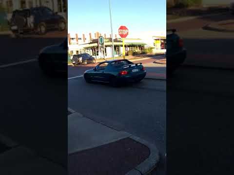 Thumbnail for Honda CRX Del Sol hitting VTEC by Honda CR-X del Sol