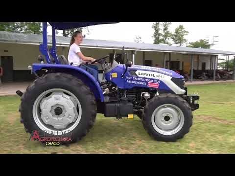 CRI MAG S. A. Entrega de Tractor LOVOL - Bachillerato Agrotécnico de Coronel Du Graty - Chaco.