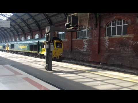 Freightliner Convoy passing Darlington  1/7/17