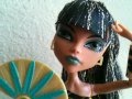 Gloom Beach Cleo De Nile Doll Review 