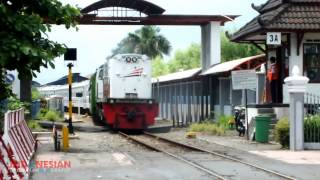preview picture of video 'Kereta Api Railway : KA Sidotingkir'