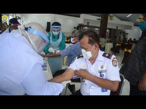 55 PEJABAT PEMKAB KENDAL JALANI RAPID TEST