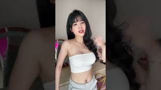 Mém xíu là uổng công 18 năm mặc áo