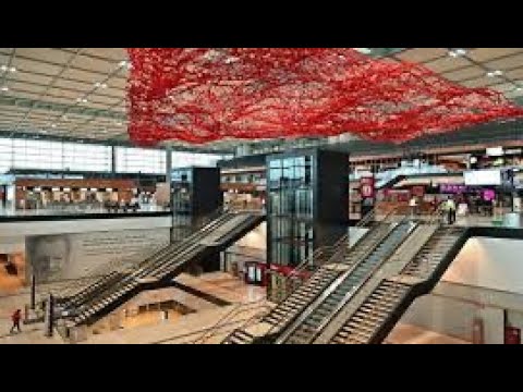 WOW BER Airport Berlin Experience 2023