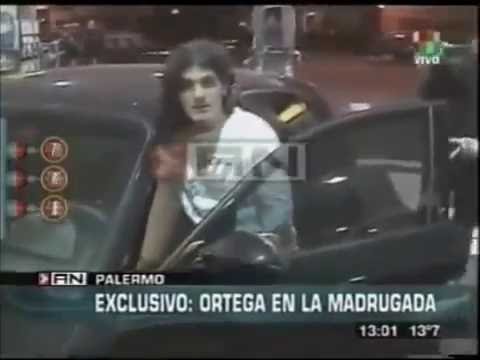 Burrito Ortega borracho en estación de servicio (gasolinera)