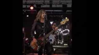 Friday - Suzi Quatro