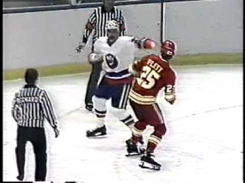 Willi Plett vs Dave Lewis