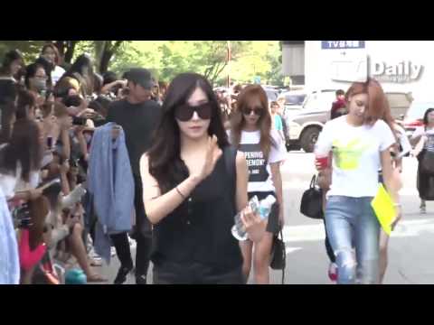 TVDaily 150717 SNSD – KBS Building