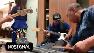 Download lagu NOSIGNAL Band - Benci tapi rindu ( Diana nasution ) cover @ aston hotel sentul Bogor mp3