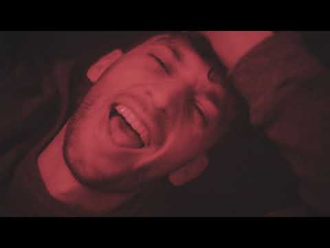 Video thumbnail for Smile like an idiot