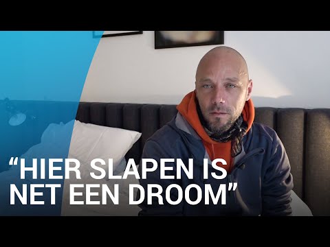 Meer hotels openen deuren voor daklozen door vrieskou