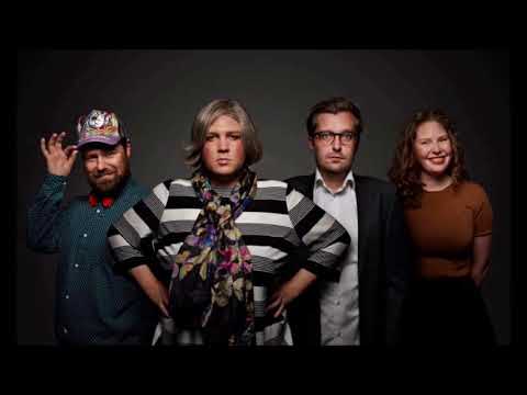 Den Korte Radioavis - Optakt til Allans fødselsdag.