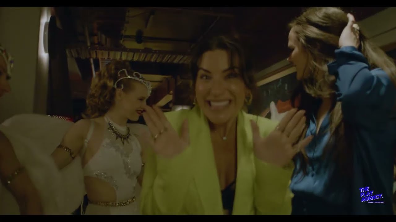 Iconic Bar Messenger Event | THE PLAY AGENCY