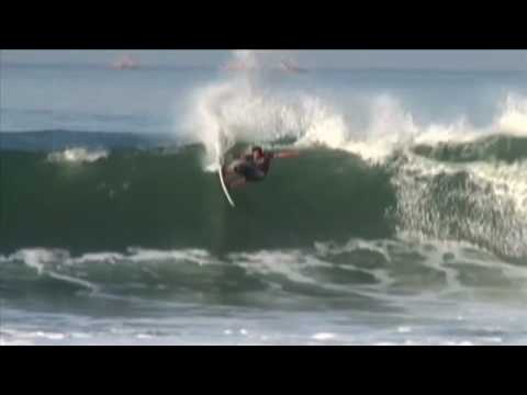 Dede Suryana: The Best Surfer In Indonesia?