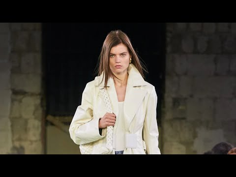 Bottega Veneta | Fall Winter 2022/2023 | Fashion Show