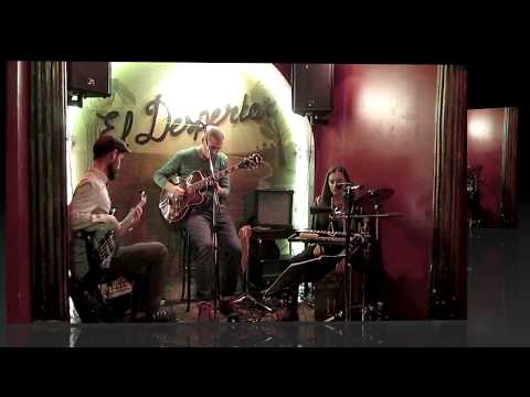 Concierto en el Café El Despertar