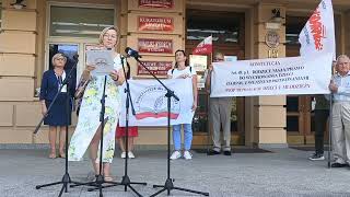 Joanna Suchan-Konieczny na pikiecie w Rzeszowie