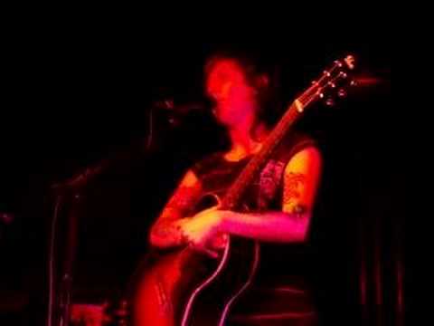 6/18 Tegan and Sara -Writing a Set List @ Concorde, Brighton