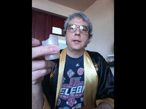 Cleaning an arizer glass bowl