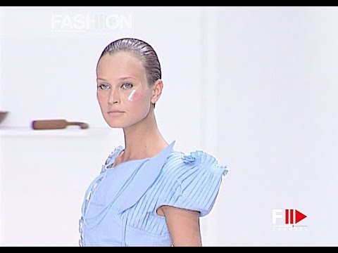 HUSSEIN CHALAYAN Fall 2000/2001 Paris - Fashion Channel