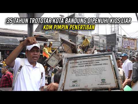 35 Tahun Trotoar Kota Bandung Dipenuhi Lapak Liar