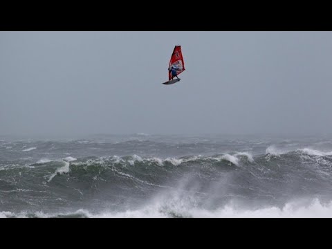 RED BULL STORM CHASE - ESTREMO WINDSURF # 2