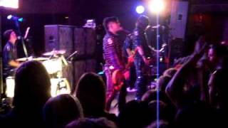 Family Force 5 &quot;Keep The Party Alive&quot;