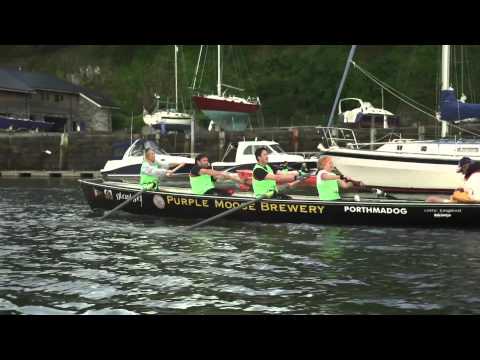 Rowers set off to Cardiff from Porthmadog