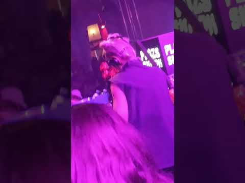 metzker Viktória plázs