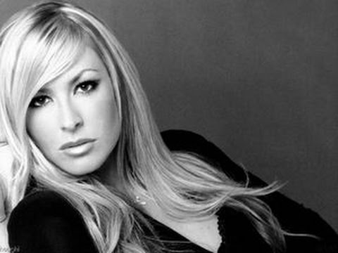 Anastacia feat Joss Stone & Jamie Hartman- Stalemate