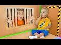 Box Fort Maze Challenge With Chris