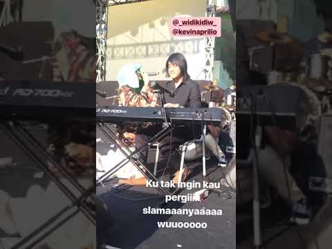 LIVE! kevin aprilio dan widikidiw sweet😍😍😍